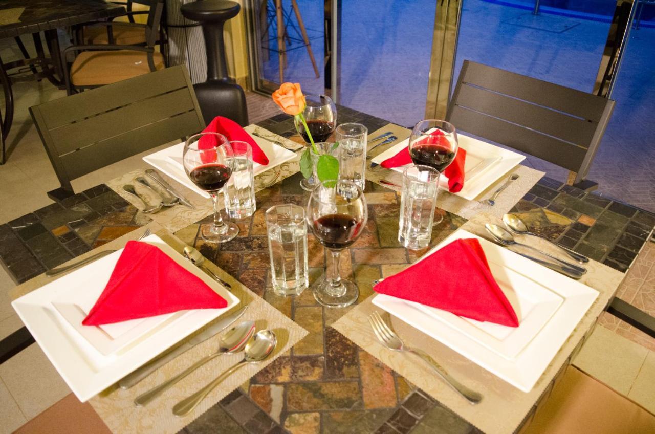 Gramo Suites Nairobi Bagian luar foto